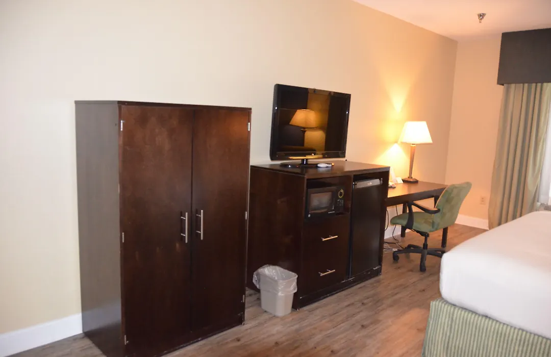 Eagles Nest Inn-1