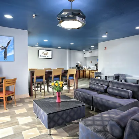Eagles Nest Inn-2